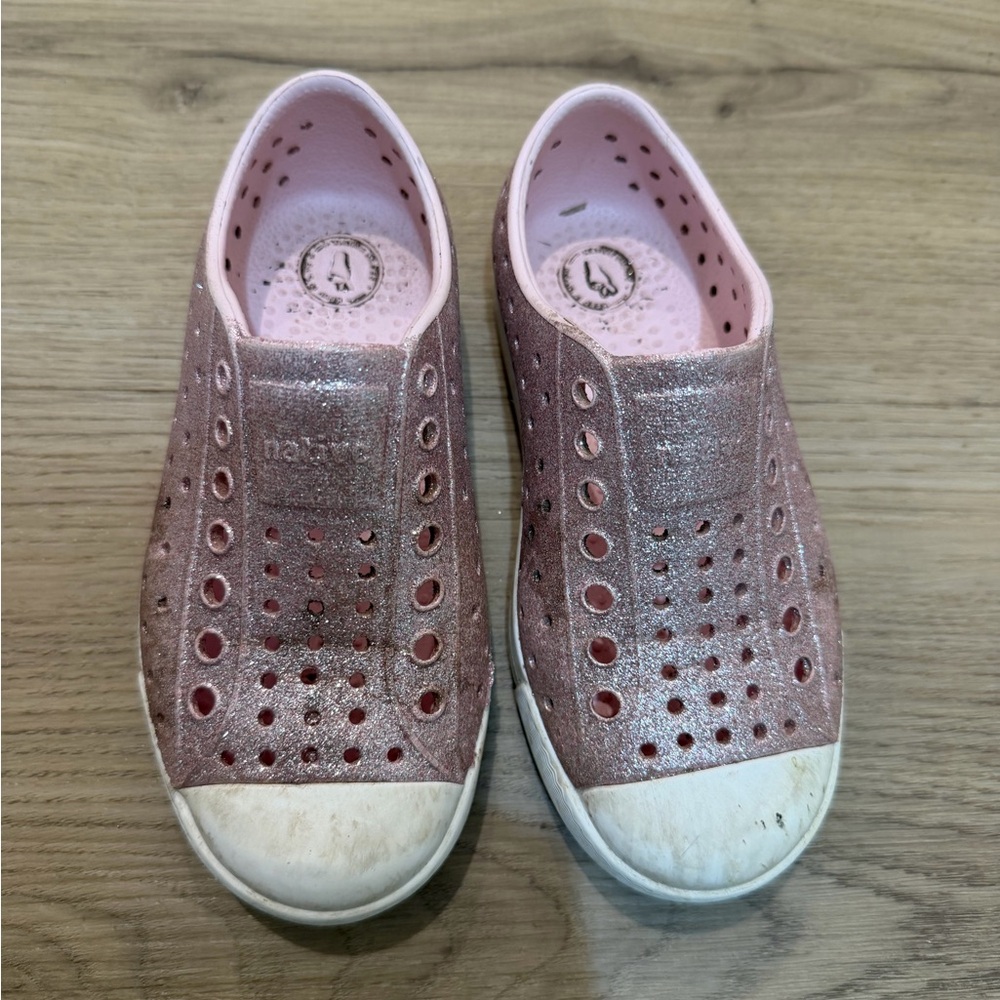 Native Kids Water Shoes - Sparkly Pink Slip-Ons